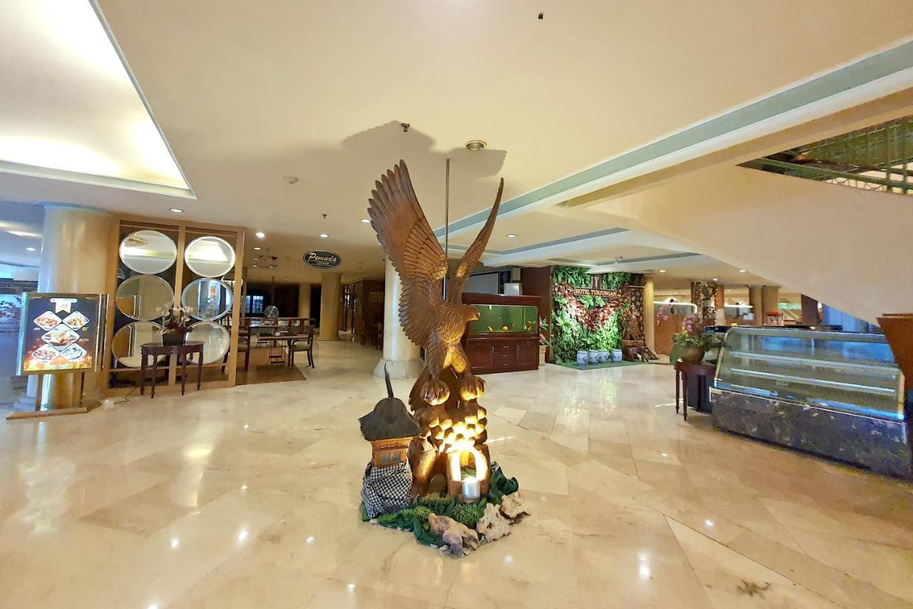 Tunjungan Hotel Surabaya Ngoại thất bức ảnh