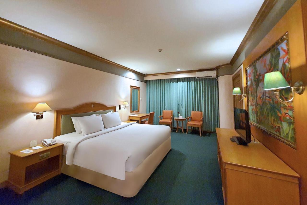Tunjungan Hotel Surabaya Ngoại thất bức ảnh