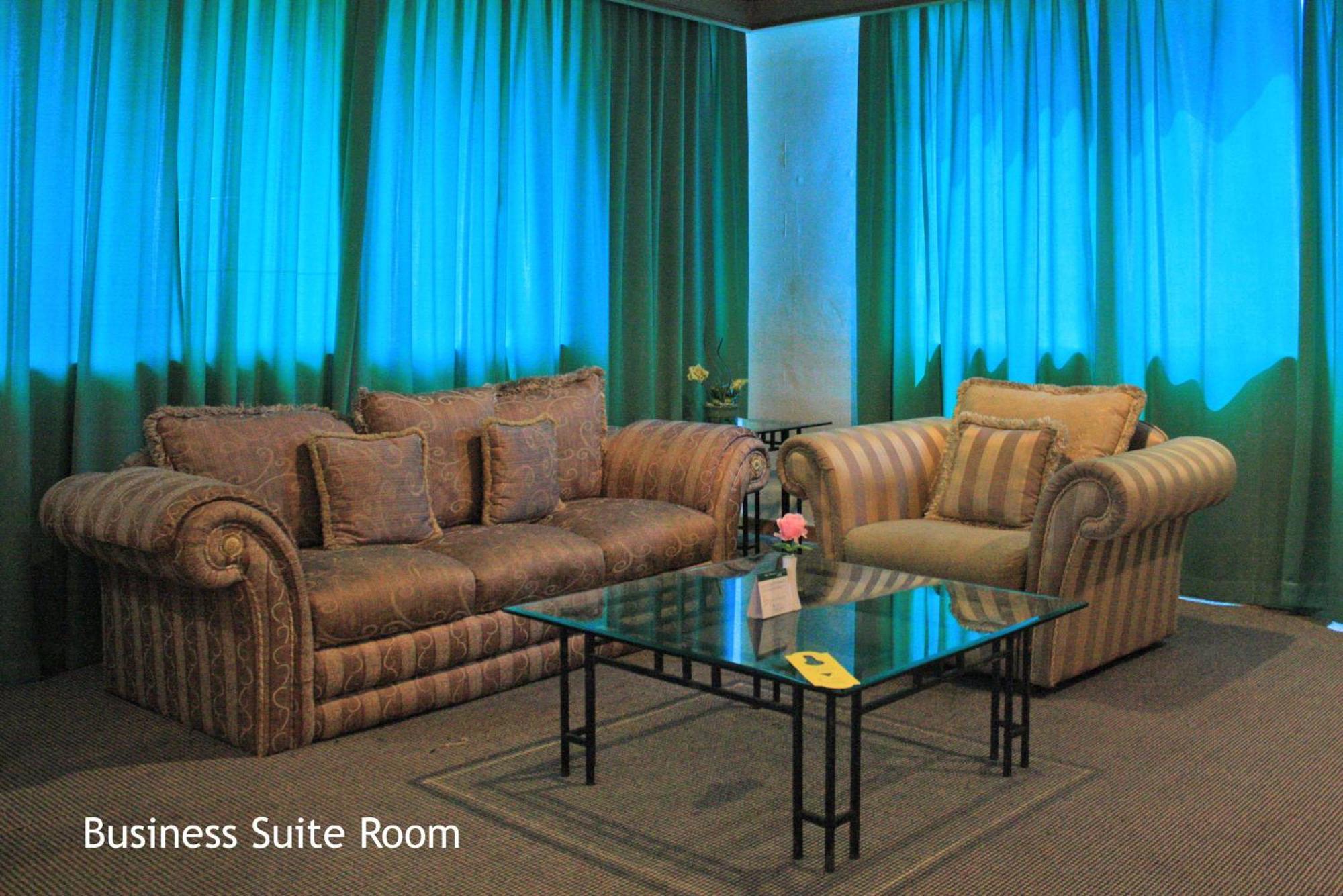 Tunjungan Hotel Surabaya Phòng bức ảnh