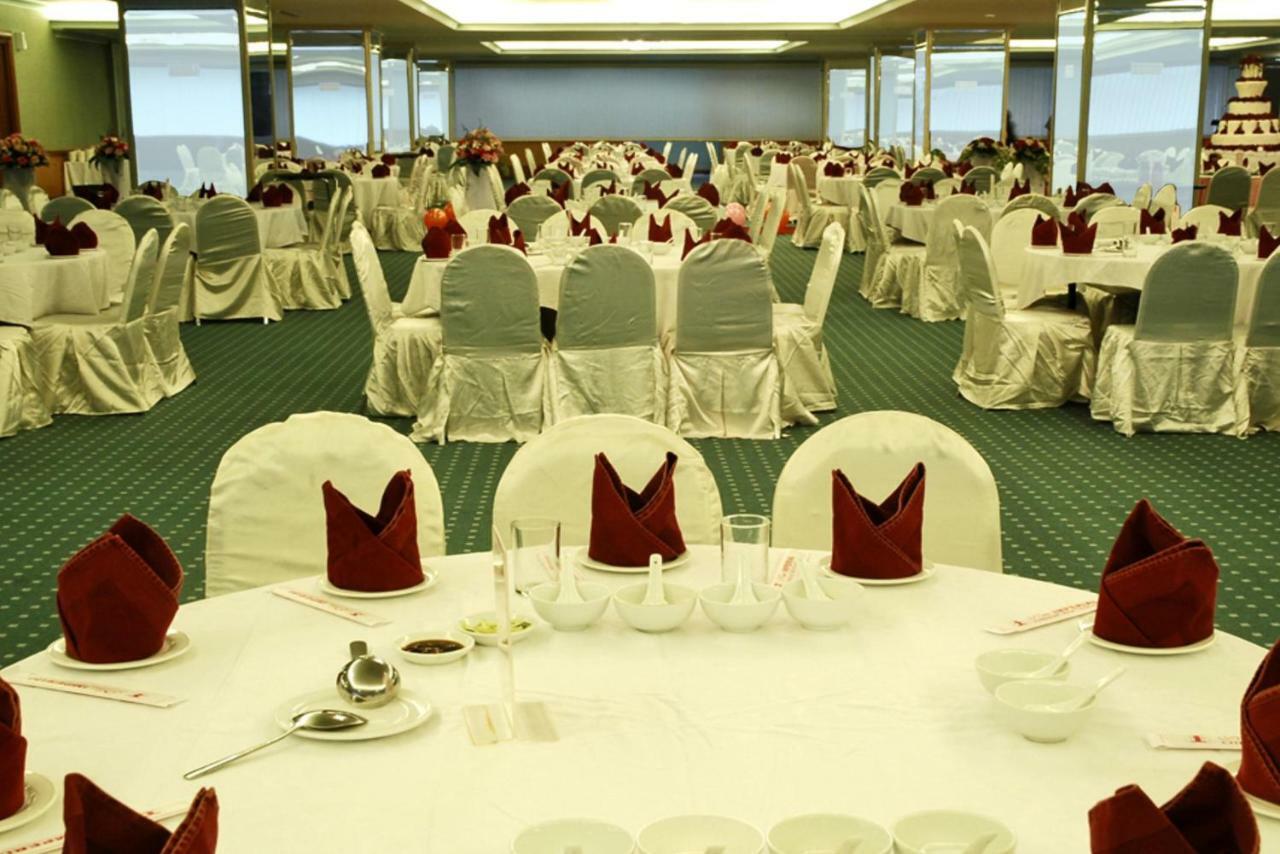 Tunjungan Hotel Surabaya Ngoại thất bức ảnh
