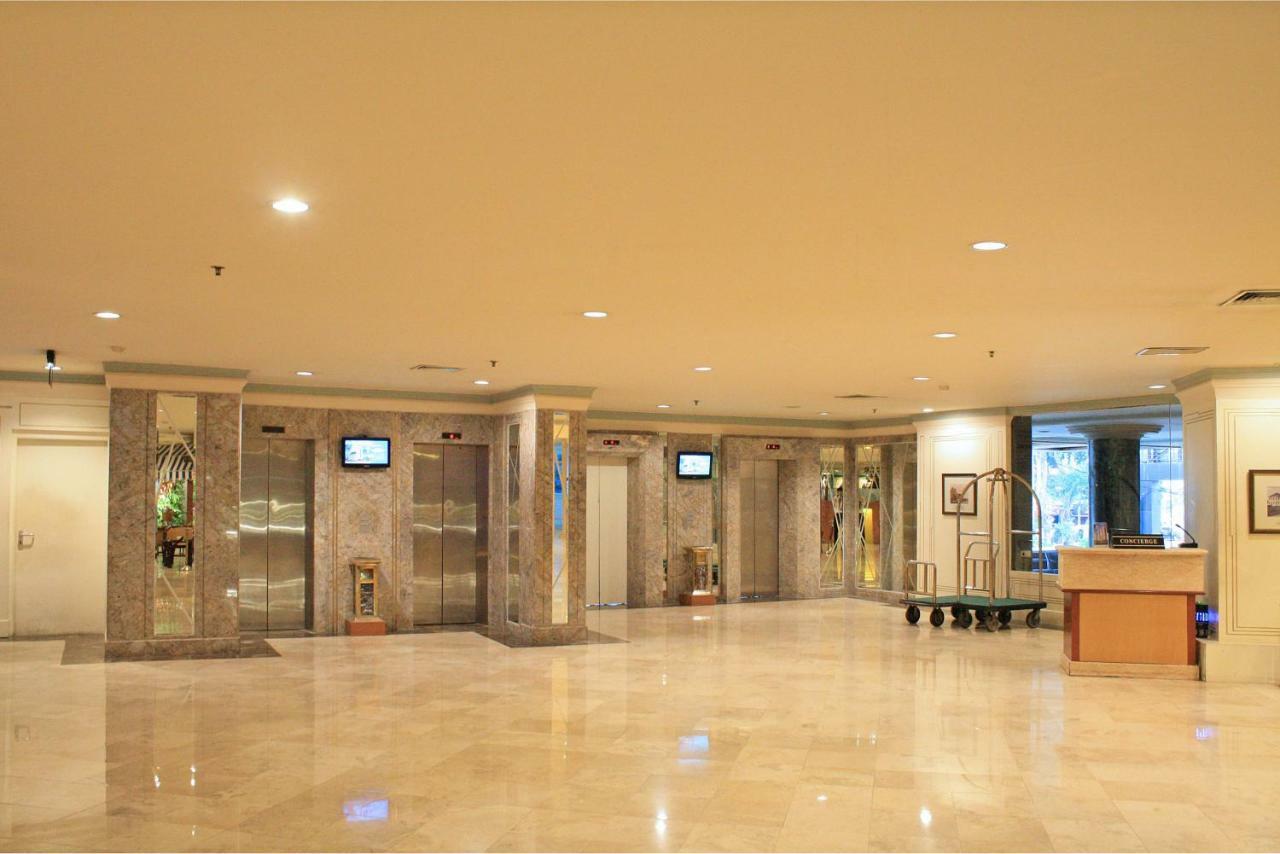 Tunjungan Hotel Surabaya Ngoại thất bức ảnh